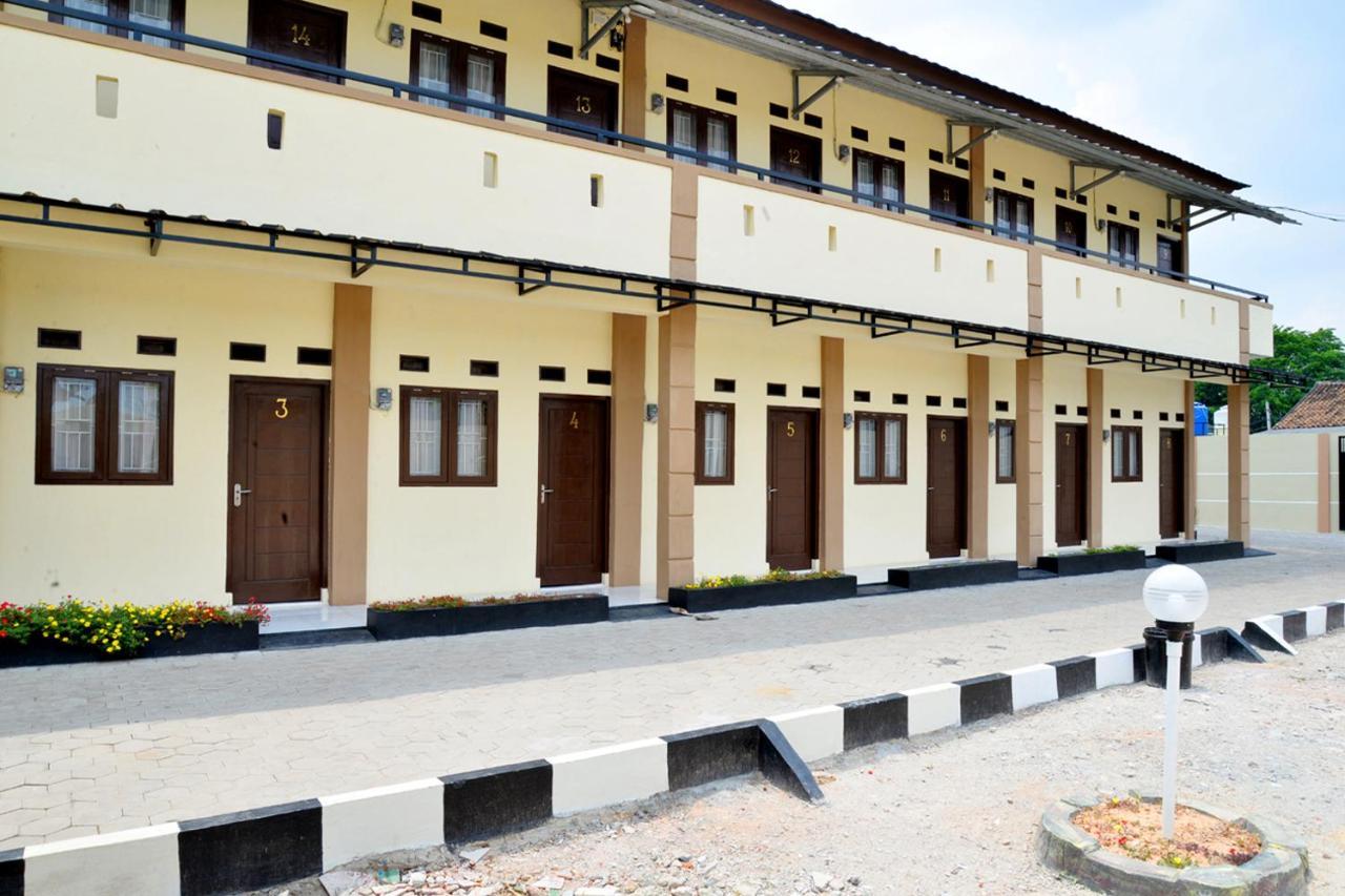 Haura Syariah Home Stay Bandar Lampung Exteriér fotografie
